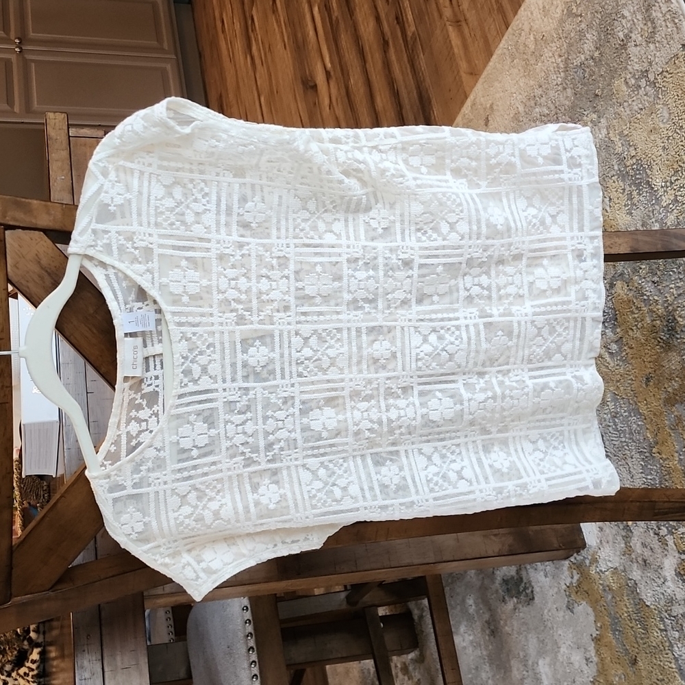Lace top, women's size small
